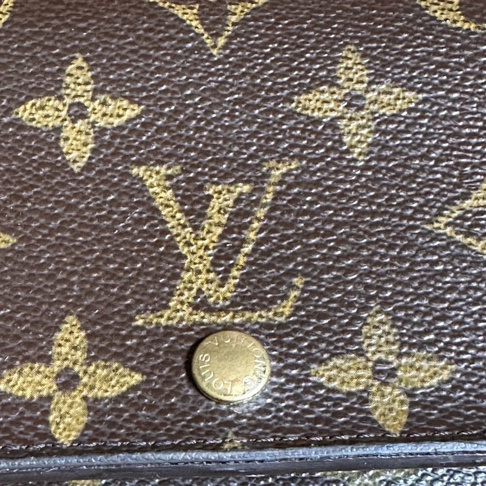 Louis Vuitton monogram Sarah wallet - Picture 7 of 7